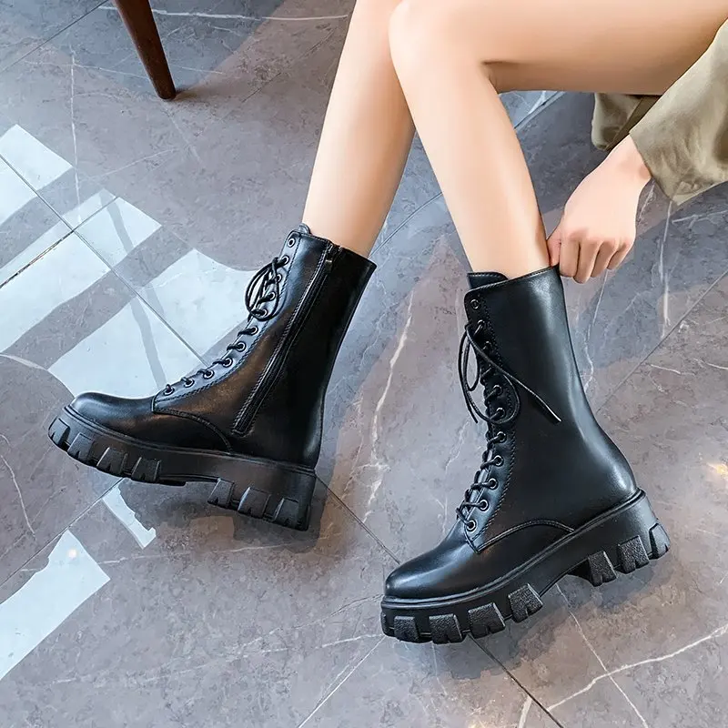Chaussure Femme High Top Platform Motorcycle Boots Women 2021 Zip Manual Non-Slip Winter Solid Ladies Women Botas Botas De Mujer
Chaussure Femme High Top Platform Motorcycle Boots Women 2021 Zip Manual Non-Slip Winter Solid Ladies Women Botas Botas De Mujer