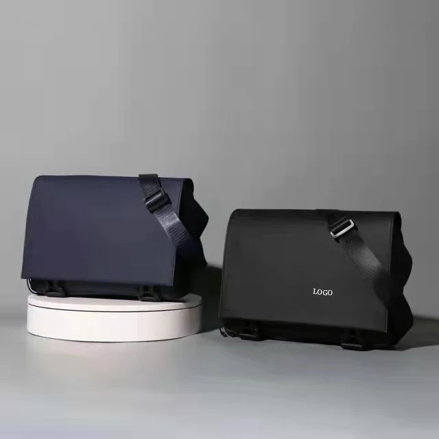 Men's Splashproof Shoulder Bag For 7.9' Ipad Casual Crossbody Bags Casual Business Shoulder Bag for Men Male Black Bags
Men's Splashproof Shoulder Bag For 7.9' Ipad Casual Crossbody Bags Casual Business Shoulder Bag for Men Male Black Bags