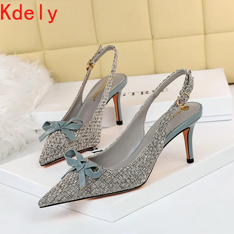 Korean Style Fashion Sweet High-Heeled Shoes Woven Women's Shoes Shallow Mouth Pointed Toe Color Matching Bow High Heels
Korean Style Fashion Sweet High-Heeled Shoes Woven Women's Shoes Shallow Mouth Pointed Toe Color Matching Bow High Heels