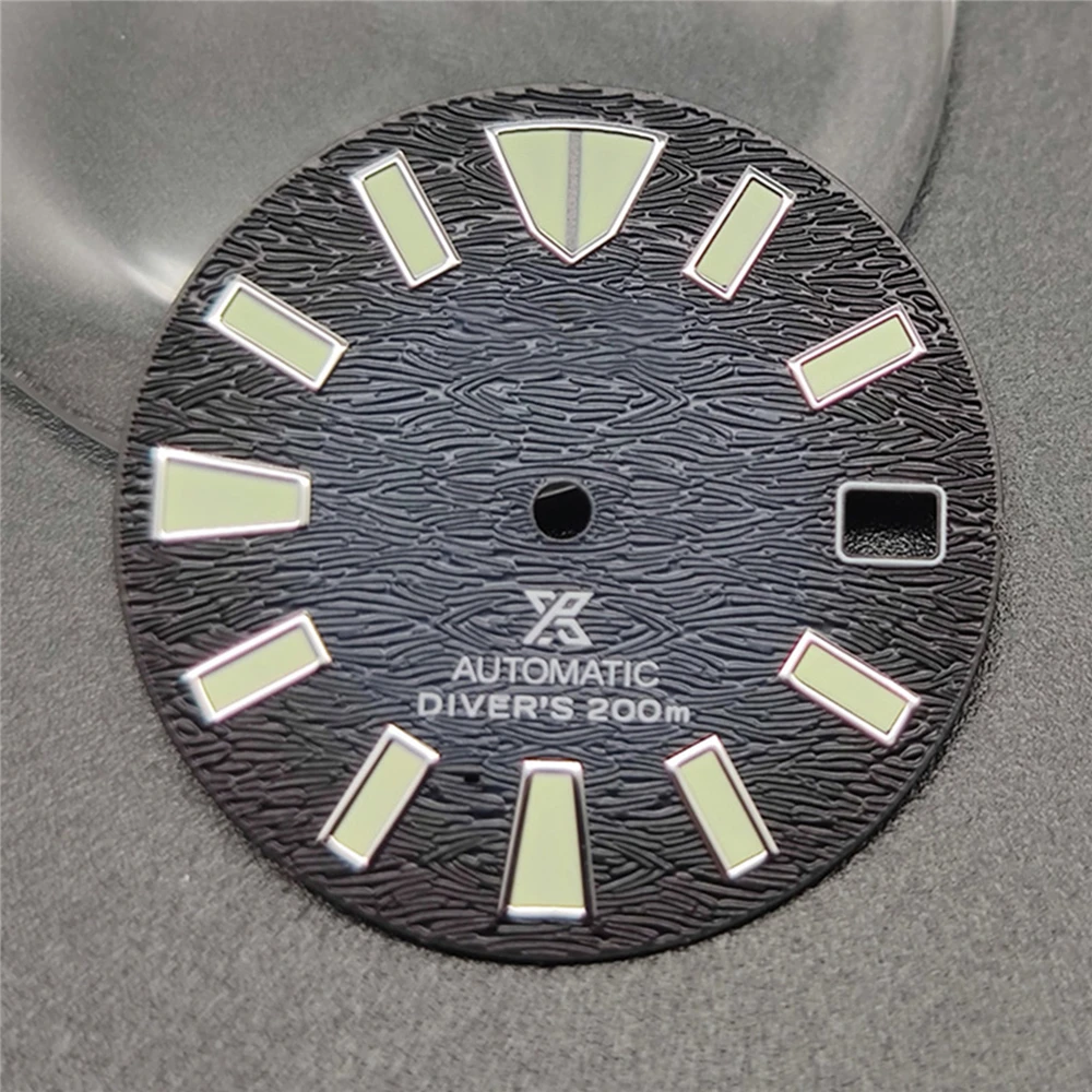 28.5MM 2020 New NH35A Mechanical Dial c3 Strong Green Luminous Modify Diving Dial With Calendar
28.5MM 2020 New NH35A Mechanical Dial c3 Strong Green Luminous Modify Diving Dial With Calendar