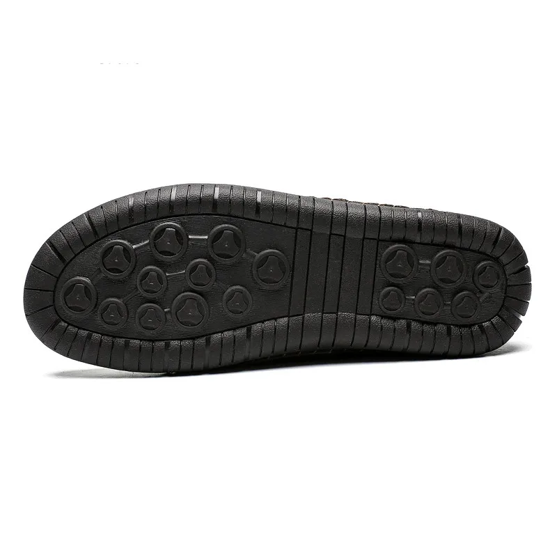 Leather Sneakers Mens Vulcanize Shoes Plush Men Shoes High Tops Vulcanized Sneakers Comfor Men's Casual Shoes Zapatos De Hombre