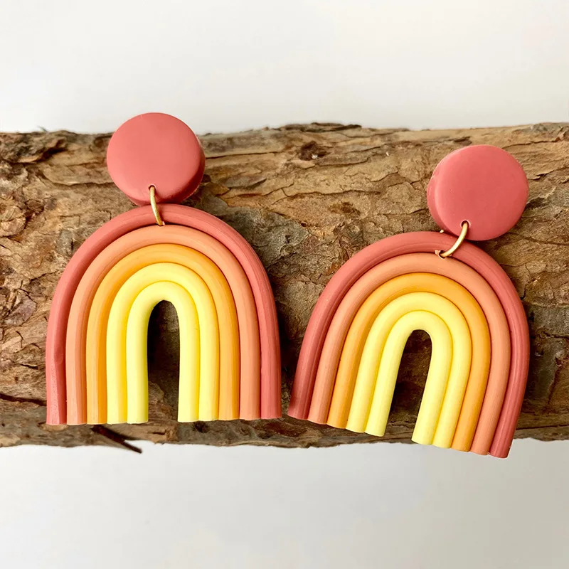 Korean Fashion Drop Earrings Rainbow Color Soft Clay Geometric U-shaped Clay Fashion Statement Earrings for Women 2021 Jewelry
Korean Fashion Drop Earrings Rainbow Color Soft Clay Geometric U-shaped Clay Fashion Statement Earrings for Women 2021 Jewelry