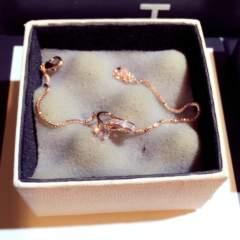 Exquisite Shine AAA Zircon Buckle Women Bracelet Handmade Top Quality Sparking CZ Copper Plated Read Gold Pulseras Brasselet
Exquisite Shine AAA Zircon Buckle Women Bracelet Handmade Top Quality Sparking CZ Copper Plated Read Gold Pulseras Brasselet