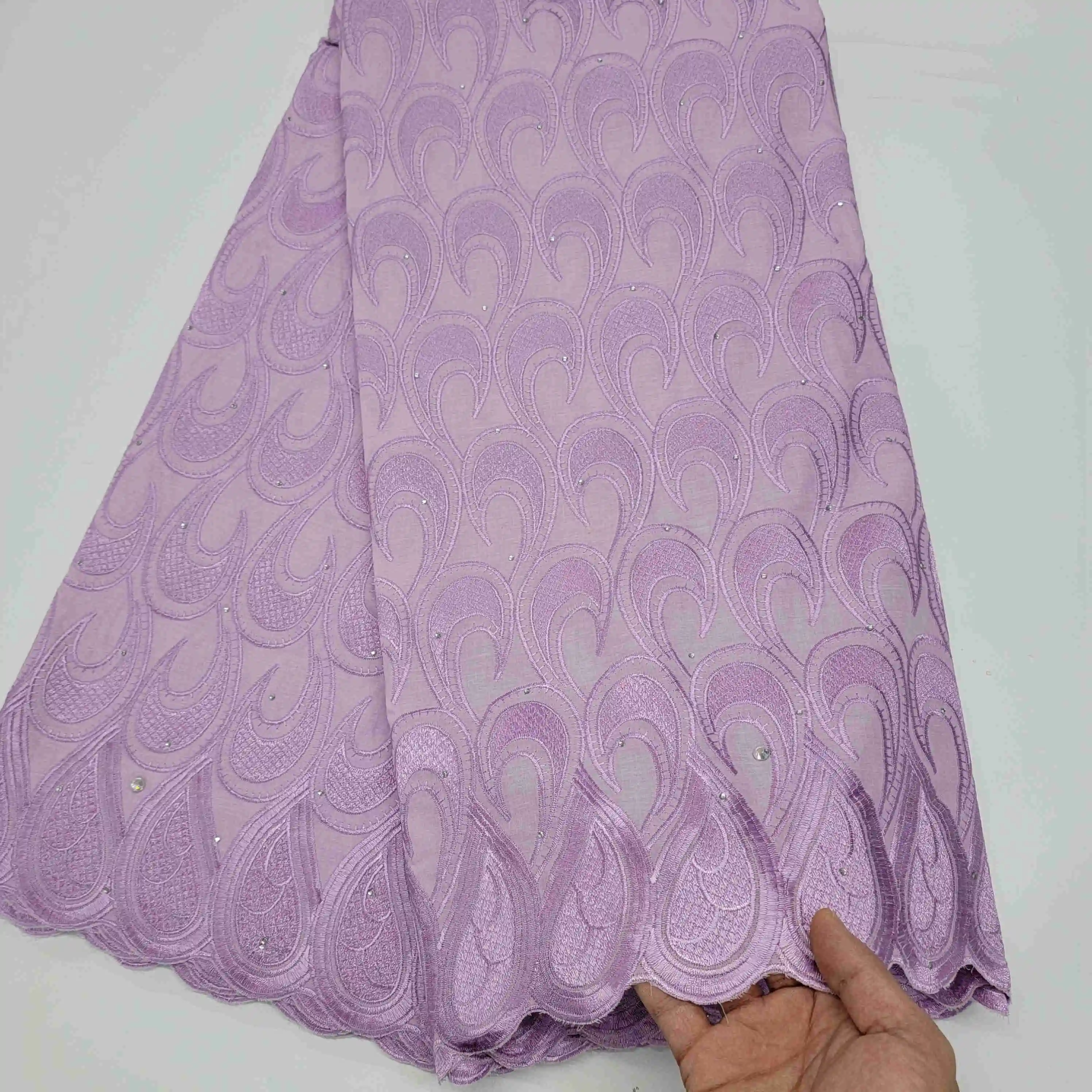 2021 Latest French 100% Autriche Cotton Lace Punch Embroiderey High Quality African Nigeria Net Lace Fabric 5Yards/Lot For Dress
2021 Latest French 100% Autriche Cotton Lace Punch Embroiderey High Quality African Nigeria Net Lace Fabric 5Yards/Lot For Dress