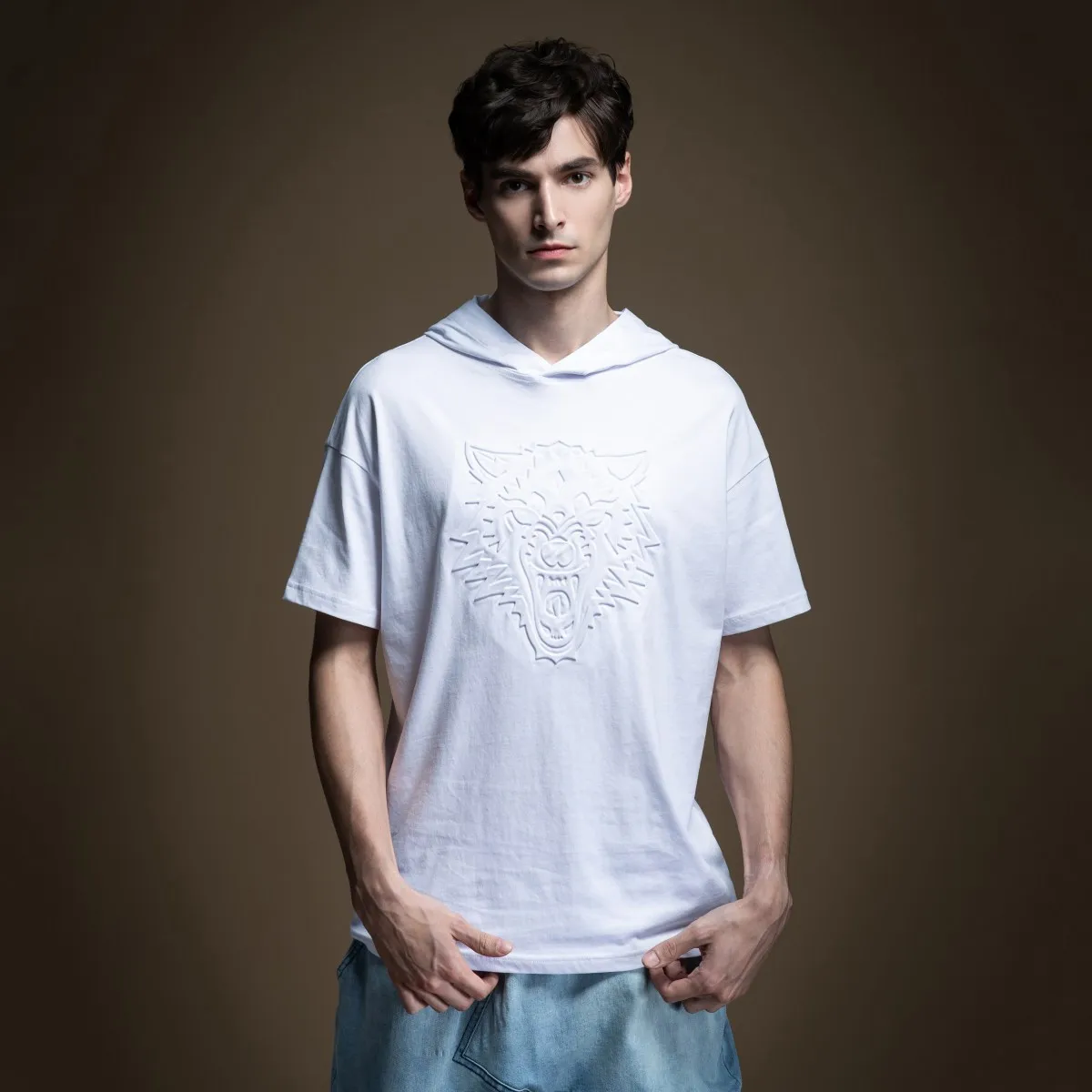 Pinli 2020 Summer New V-neck Hooded Half Sleeve 100% Polyester Embossing Solid Color Casual Men Short Sleeve T-shirt B202911303
Pinli 2020 Summer New V-neck Hooded Half Sleeve 100% Polyester Embossing Solid Color Casual Men Short Sleeve T-shirt B202911303