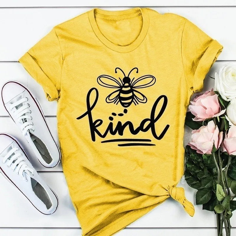 Bee Kind Letter Print T Shirt Women Short Sleeve O Neck Loose Tshirt Summer Women Tee Shirt Tops Camisetas Mujer
Bee Kind Letter Print T Shirt Women Short Sleeve O Neck Loose Tshirt Summer Women Tee Shirt Tops Camisetas Mujer