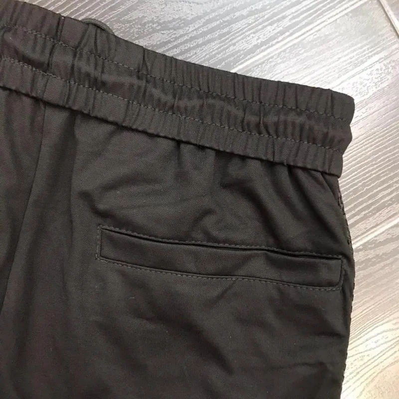 Summer New Black Shorts Men Double Zip Breathable Cotton Casual Sweatpants Elastic Waist Outdoor Beach Knee-Length Shorts Male
Summer New Black Shorts Men Double Zip Breathable Cotton Casual Sweatpants Elastic Waist Outdoor Beach Knee-Length Shorts Male