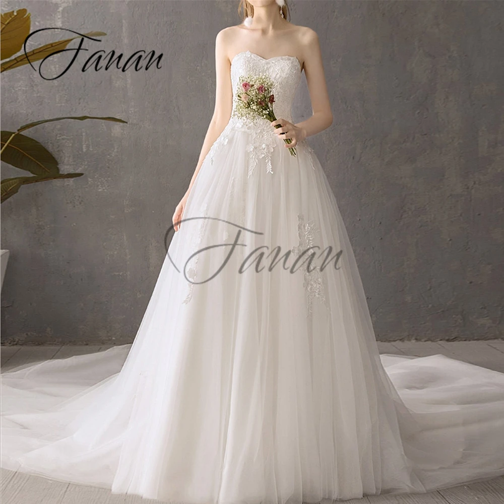 Strapless Lace Appliques A-Line Wedding Dresses Backless Chapel Train Organza Bridal Gown vestido de novia robe de mariée платье
Strapless Lace Appliques A-Line Wedding Dresses Backless Chapel Train Organza Bridal Gown vestido de novia robe de mariée платье
