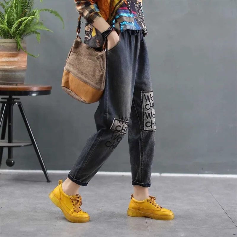 2020 Spring Autumn New Arts Style Women Elastic Waist Loose Casual Jeans Vintage Embroidery Letter Denim Harem Pants M332
2020 Spring Autumn New Arts Style Women Elastic Waist Loose Casual Jeans Vintage Embroidery Letter Denim Harem Pants M332