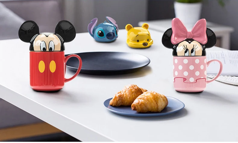 Disney fashion cute cartoon ceramic water mug Mickey Miniveni three-dimensional mug with cover coffee mug
Disney fashion cute cartoon ceramic water mug Mickey Miniveni three-dimensional mug with cover coffee mug
