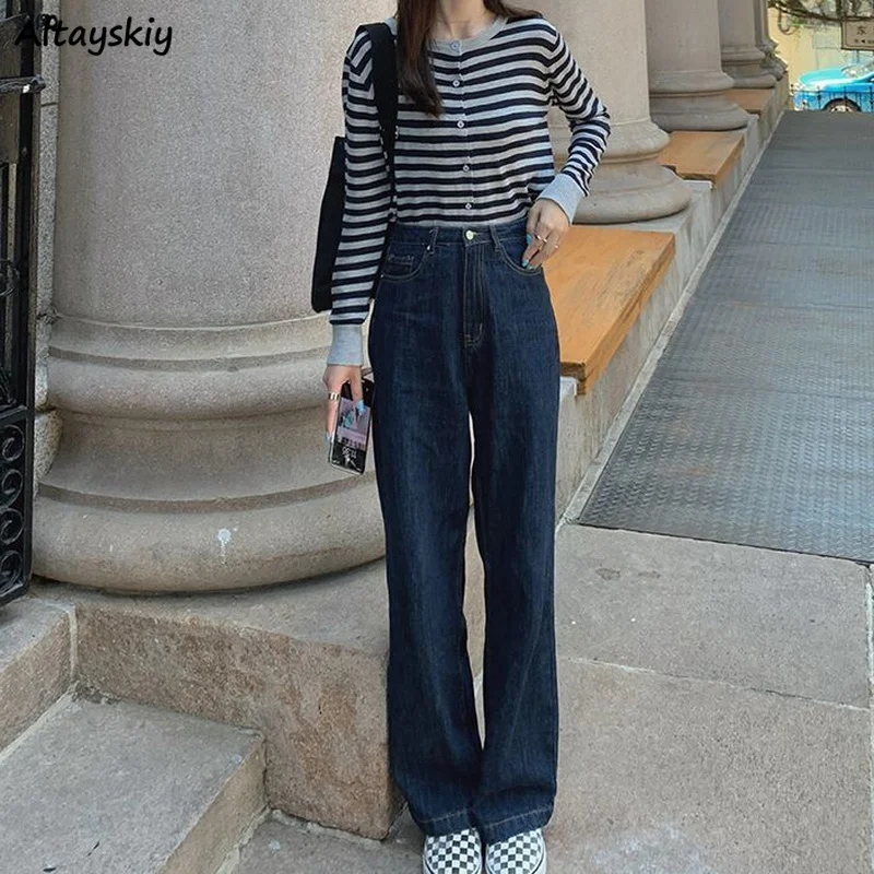 Джинсы женские прямые винтажные с завышенной талией, стильные брюки из денима в стиле ретро, уличная одежда в Корейском стиле, на молнии, в с... 
Джинсы женские прямые винтажные с завышенной талией, стильные брюки из денима в стиле ретро, уличная одежда в Корейском стиле, на молнии, в с...