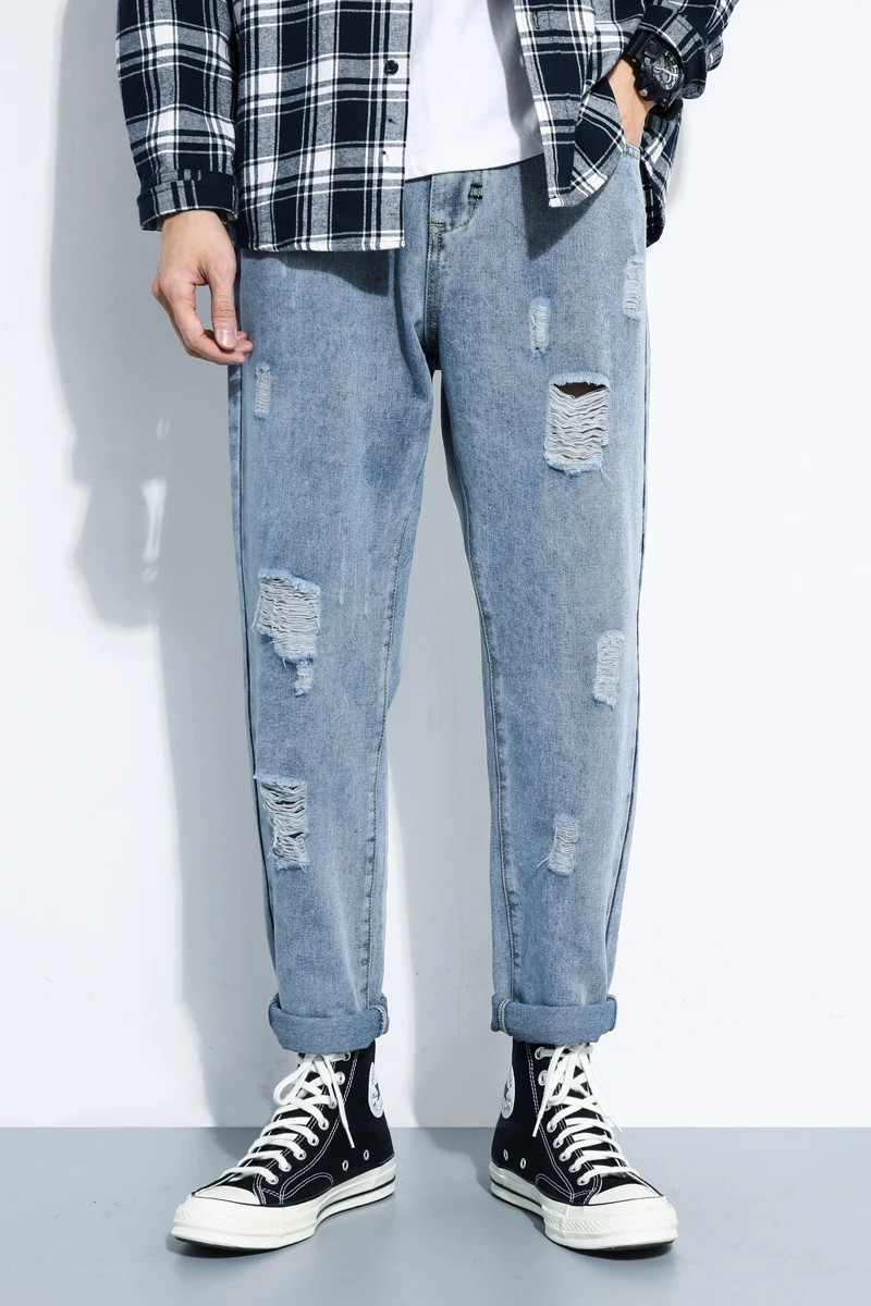 Denim Jeans Men 2020 New Loose Ripped Hole Jeans Man Autumn Tapered Pants Trend Soft Cotton Streetwear Jeans 
Denim Jeans Men 2020 New Loose Ripped Hole Jeans Man Autumn Tapered Pants Trend Soft Cotton Streetwear Jeans