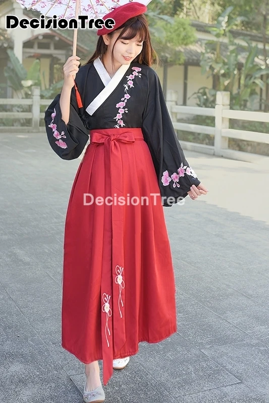 2021 japanese style kimono men samurai costume yukata tradtional costume vintage party haori women dress asian kimono dress
2021 japanese style kimono men samurai costume yukata tradtional costume vintage party haori women dress asian kimono dress