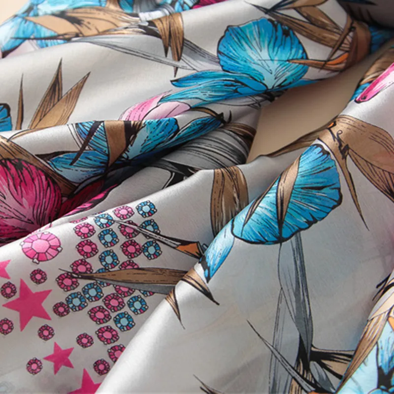 Classic women silk scarf female scarves ladies beach wrap chiffon shawl floral Printed sunscreen bandanna foulard muffler
Classic women silk scarf female scarves ladies beach wrap chiffon shawl floral Printed sunscreen bandanna foulard muffler