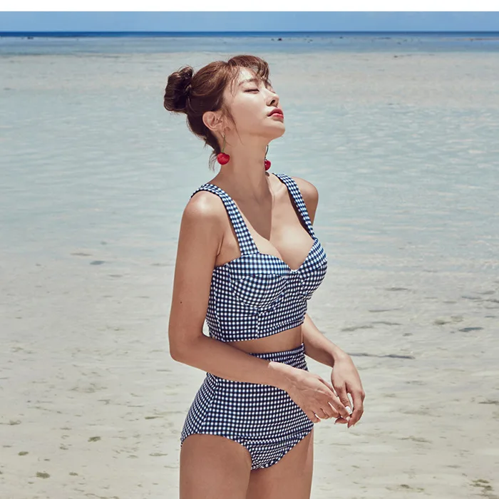 NATURE ARMOUR new Korean version of high waist bikini sexy fresh gathered chest triangle split swimsuit two-piece swimwear women
NATURE ARMOUR new Korean version of high waist bikini sexy fresh gathered chest triangle split swimsuit two-piece swimwear women