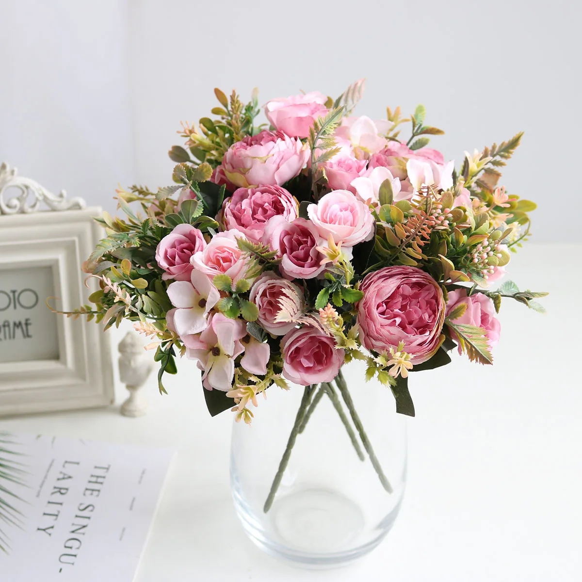 Silk Artificial Flowers Bouquet Rose High End Wedding Home Party Decoration Table Plant Decor Christmas Wreath Single Branch
Silk Artificial Flowers Bouquet Rose High End Wedding Home Party Decoration Table Plant Decor Christmas Wreath Single Branch