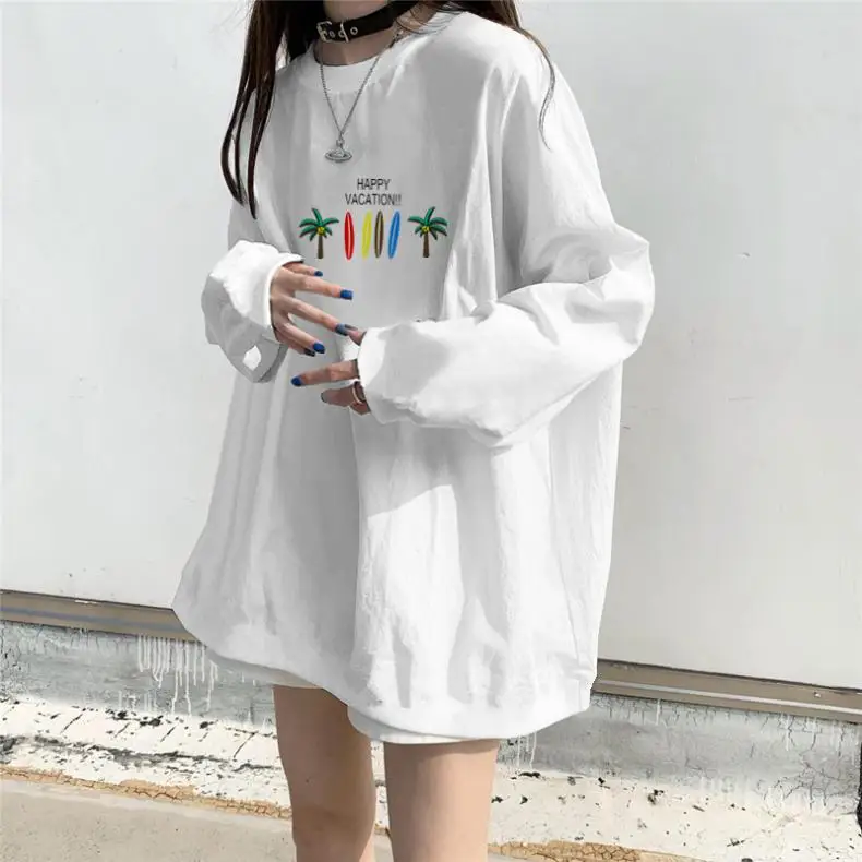A White T-Shirt Women Long Sleeve Base Shirt Spring and Autumn Idle Style Loose Inner Wear Students Mid-length Super Hot Top
A White T-Shirt Women Long Sleeve Base Shirt Spring and Autumn Idle Style Loose Inner Wear Students Mid-length Super Hot Top