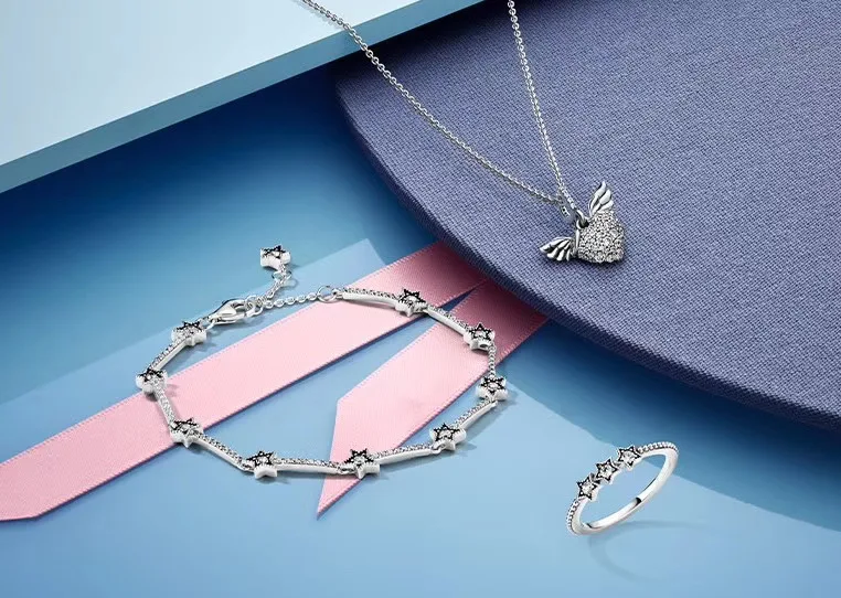 FAHMI Latest Design 925 Sterling Silver Pav Heart & Angel Wings Necklace Celestial Stars Bracelet Ring Charm Bracelet Necklace
FAHMI Latest Design 925 Sterling Silver Pav Heart & Angel Wings Necklace Celestial Stars Bracelet Ring Charm Bracelet Necklace