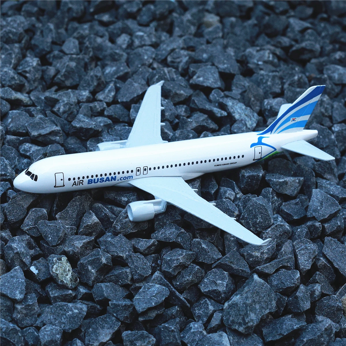 Korean Busan A320 Aircraft Model 6" Metal Airplane Diecast Mini Moto Collection Eduactional Toys for Children
Korean Busan A320 Aircraft Model 6" Metal Airplane Diecast Mini Moto Collection Eduactional Toys for Children