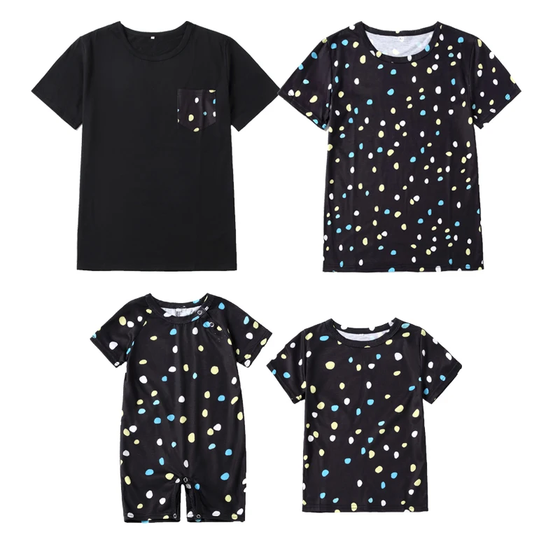 Summer Women Men Kids T-shirt Baby Romper Matching Family Outfits T-shirts For Mother Daughter Father Son Family Mommy Clothes
Summer Women Men Kids T-shirt Baby Romper Matching Family Outfits T-shirts For Mother Daughter Father Son Family Mommy Clothes
