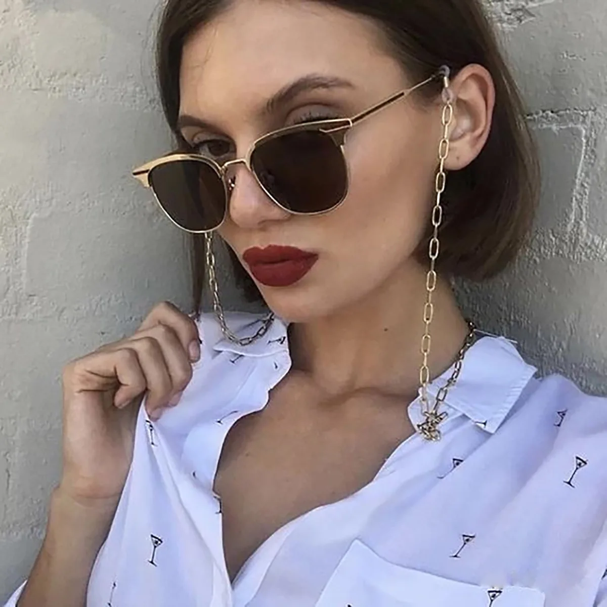 Retro Geometric Tassel U-shaped Gold Metal Bohemian Glasses Chain Fashion Jewelry Accessories
Retro Geometric Tassel U-shaped Gold Metal Bohemian Glasses Chain Fashion Jewelry Accessories