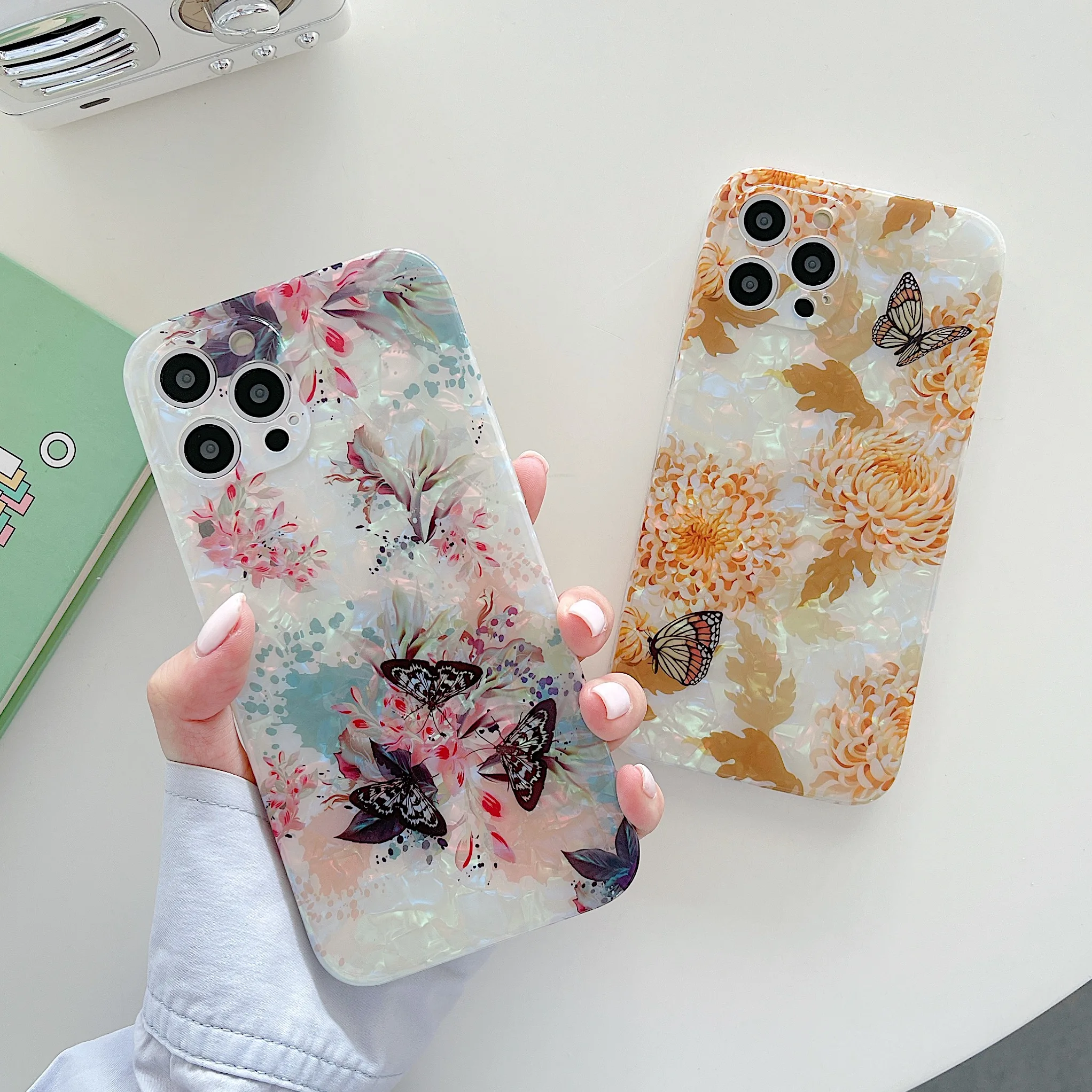 Fashion Flower Phone Case for iPhone 13 Pro Max 12 11 SE 2020 XR XS 7 8 Plus Coque Butterfly Shell Pattern Colorful Soft Cover
Fashion Flower Phone Case for iPhone 13 Pro Max 12 11 SE 2020 XR XS 7 8 Plus Coque Butterfly Shell Pattern Colorful Soft Cover