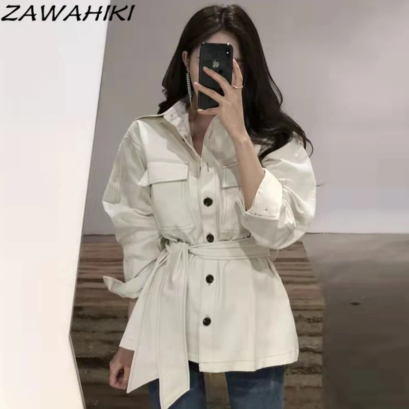 Женская однотонная куртка zawхитки, Корейская шикарная темпераментная однобортная куртка с отложным воротником, высокой талией и длинными р... 
Женская однотонная куртка zawхитки, Корейская шикарная темпераментная однобортная куртка с отложным воротником, высокой талией и длинными р...