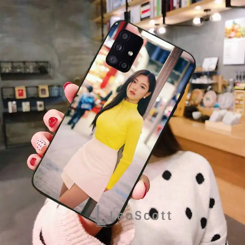 Carcass Best Loona Hyunjin YVES Phone Case For Samsung A40 A50 A51 A71 A20E A20S S8 S9 S10 S20 Plus note 20 ultra 4G 5G
Carcass Best Loona Hyunjin YVES Phone Case For Samsung A40 A50 A51 A71 A20E A20S S8 S9 S10 S20 Plus note 20 ultra 4G 5G