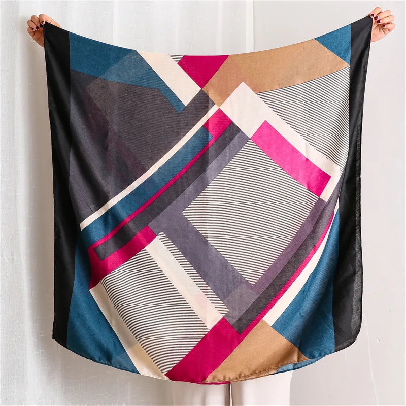 2020 tourism Fashion quality cotton material seaside sunscreen shawl Autumn and winter women Multicolor print Beach silk scarves 
2020 tourism Fashion quality cotton material seaside sunscreen shawl Autumn and winter women Multicolor print Beach silk scarves