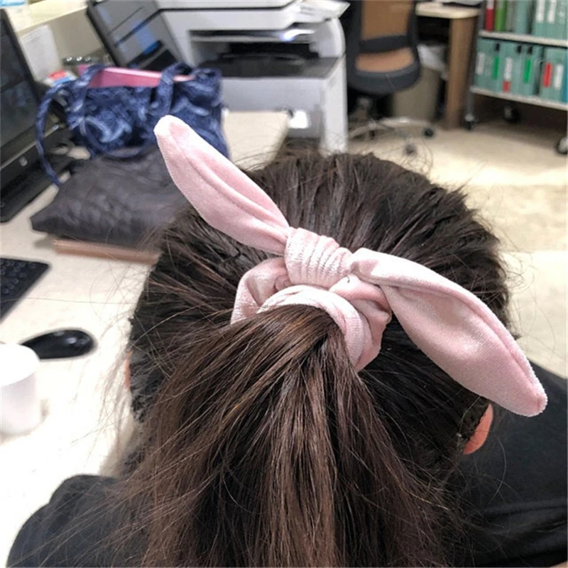 Velvet Hair Scrunchies Girls Women Trendy Hair Ties Ponytail Holder Velvet Scrunchy Bunny Ear Knot Bow Hair Bands Accessories
Velvet Hair Scrunchies Girls Women Trendy Hair Ties Ponytail Holder Velvet Scrunchy Bunny Ear Knot Bow Hair Bands Accessories