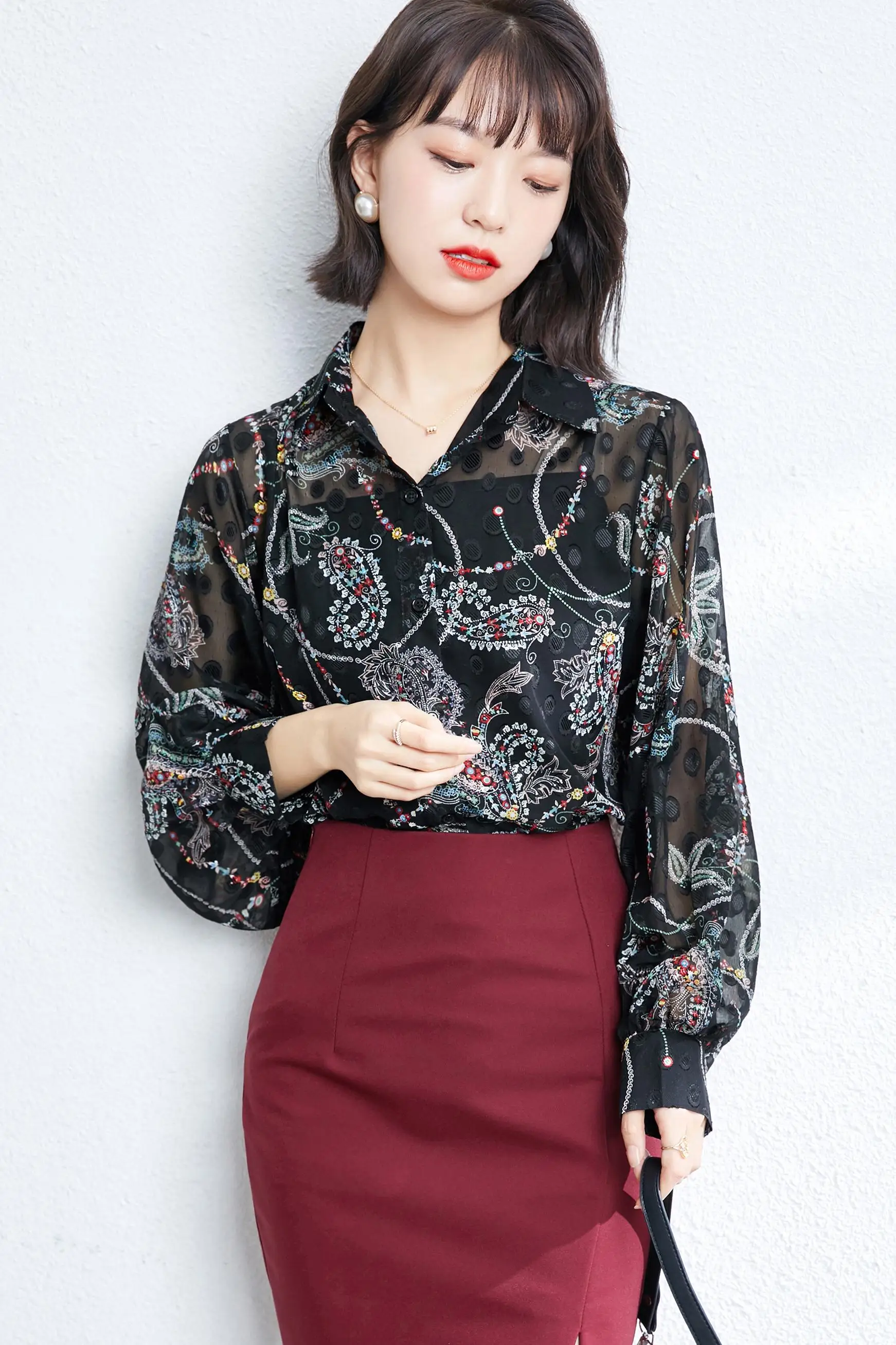 Houthion Women Blouse Chiffon Top Slim Fashion Blouses Casual Shirt New Long Sleeve Tops Embroidery Lapel Comfortable
Houthion Women Blouse Chiffon Top Slim Fashion Blouses Casual Shirt New Long Sleeve Tops Embroidery Lapel Comfortable