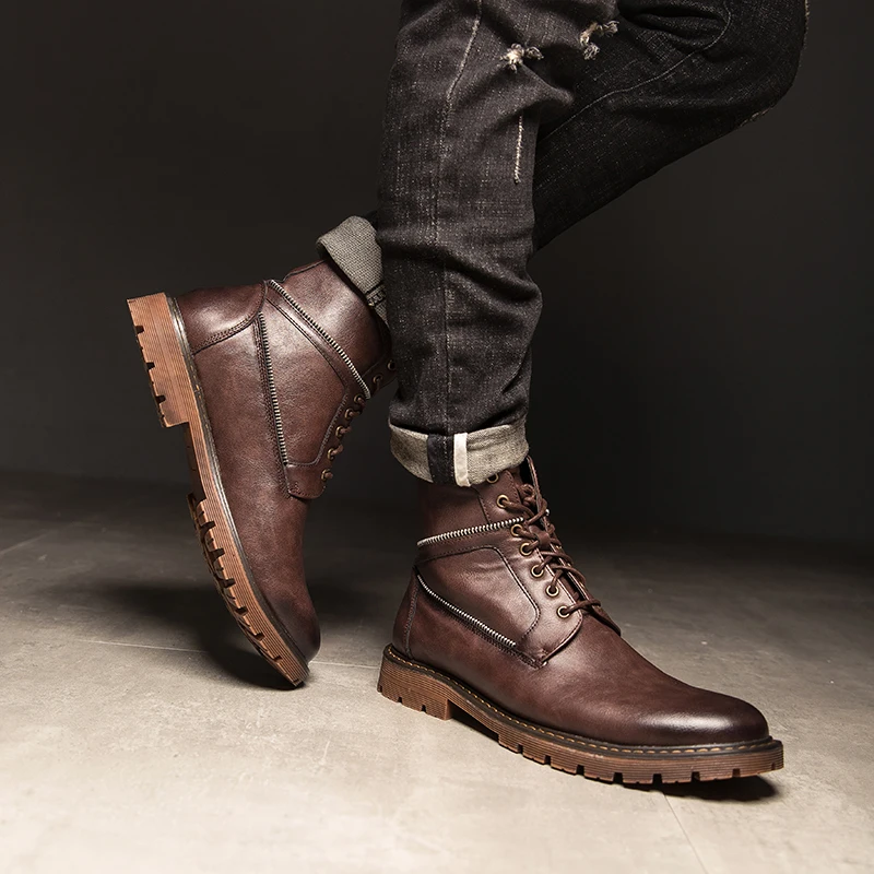 2019 New Fashion Men Genuine Leather Casual Boots High Quality Brogues Oxford Flats Shoes Luxury Brand Dress Business Boots
2019 New Fashion Men Genuine Leather Casual Boots High Quality Brogues Oxford Flats Shoes Luxury Brand Dress Business Boots