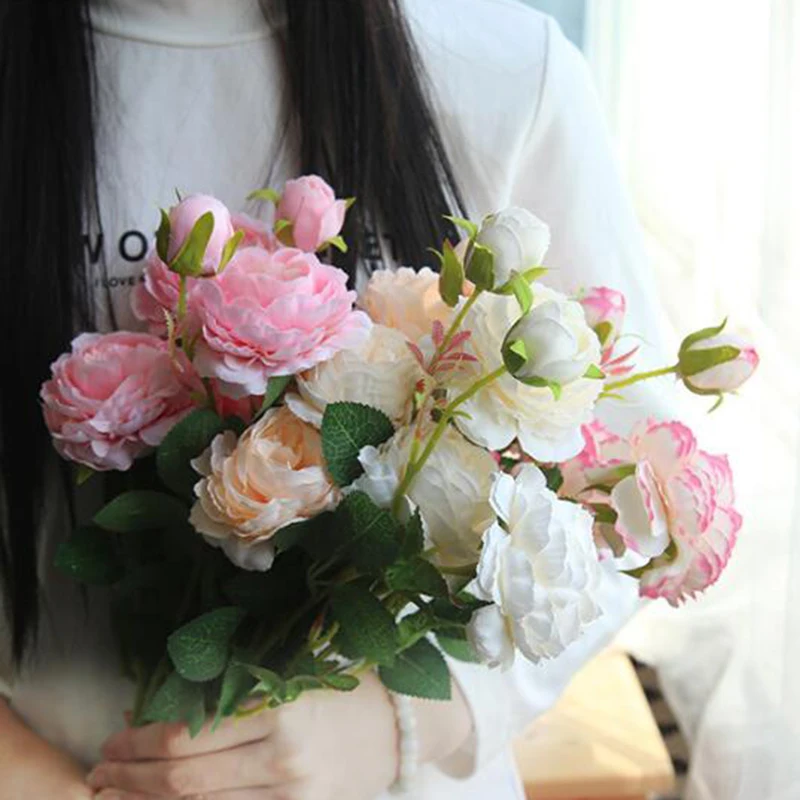 Best Selling Beautiful Miss Rose Artificial Silk Flowers Small White Bouquet Home Party Winter Wedding Decoration Fake Flowers
Best Selling Beautiful Miss Rose Artificial Silk Flowers Small White Bouquet Home Party Winter Wedding Decoration Fake Flowers