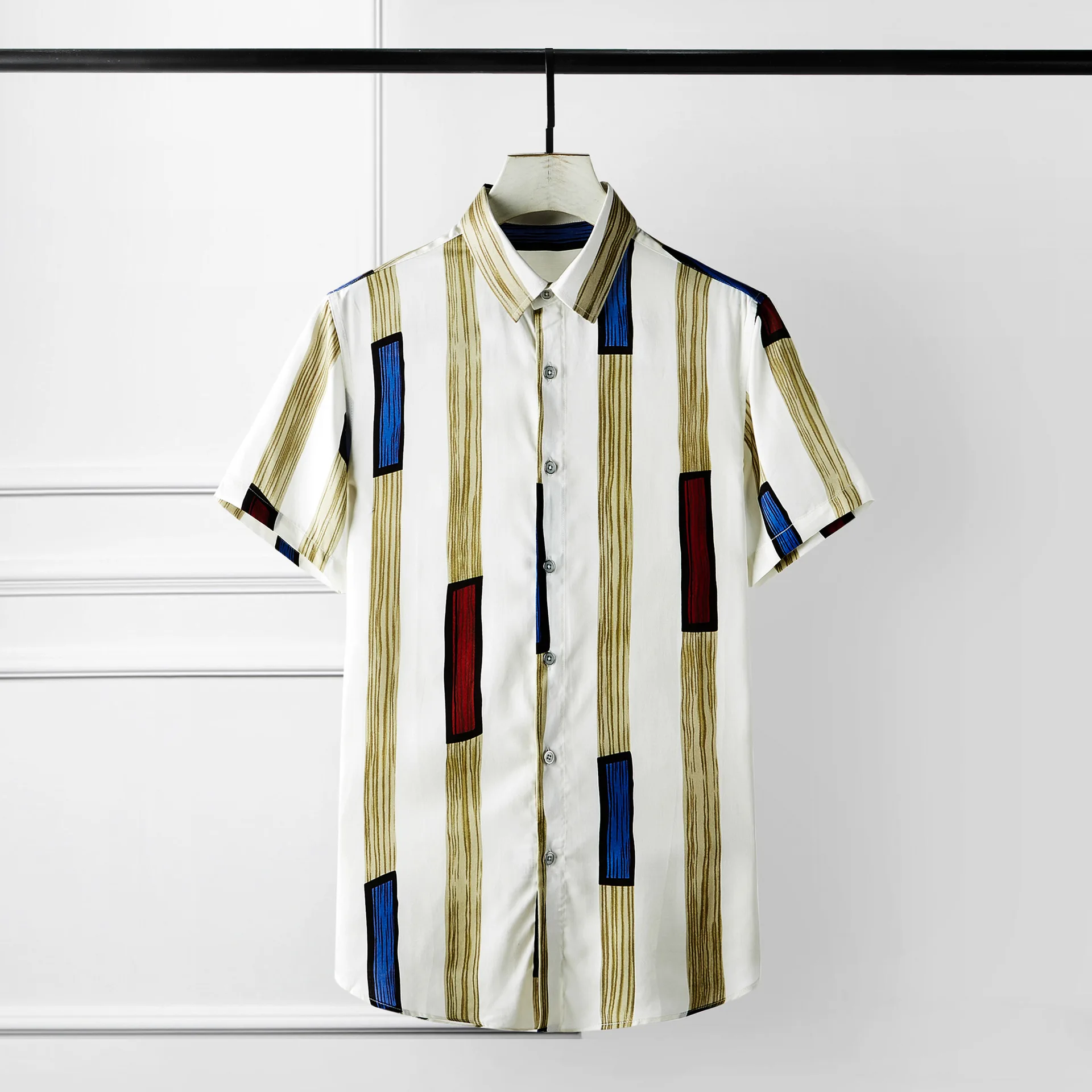 2021 Mens Shirts Luxury Stripe Digita Printed Short Sleeve Mens Dress Shirts Bamboo Fiber Casual Shirts Slim Fit Shirts Man
2021 Mens Shirts Luxury Stripe Digita Printed Short Sleeve Mens Dress Shirts Bamboo Fiber Casual Shirts Slim Fit Shirts Man
