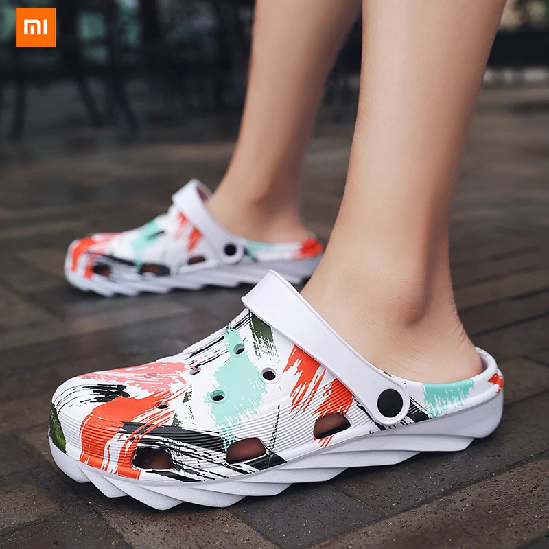 2021 Xiaomi Youpin, уличная пляжная пара дырчатых туфель, Летние повседневные модные сандалии с граффити
2021 Xiaomi Youpin, уличная пляжная пара дырчатых туфель, Летние повседневные модные сандалии с граффити