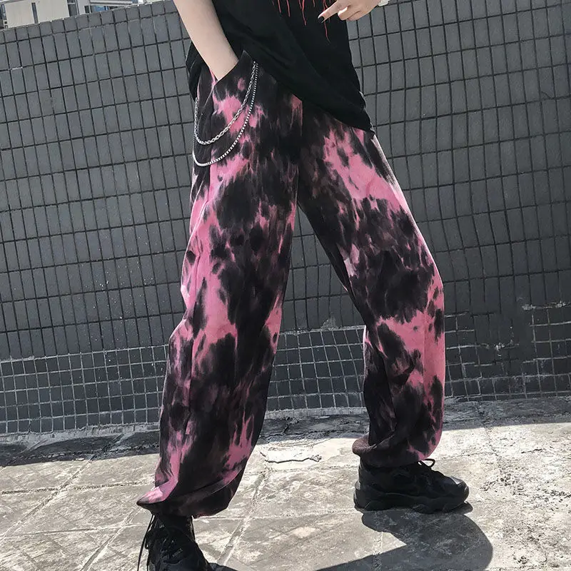 Streetwear Cargo Pants Women Hip Hop Harajuku Loose Printed 2022 Summer Womens Harem Pants High Waist Loose Female Trousers
Streetwear Cargo Pants Women Hip Hop Harajuku Loose Printed 2022 Summer Womens Harem Pants High Waist Loose Female Trousers