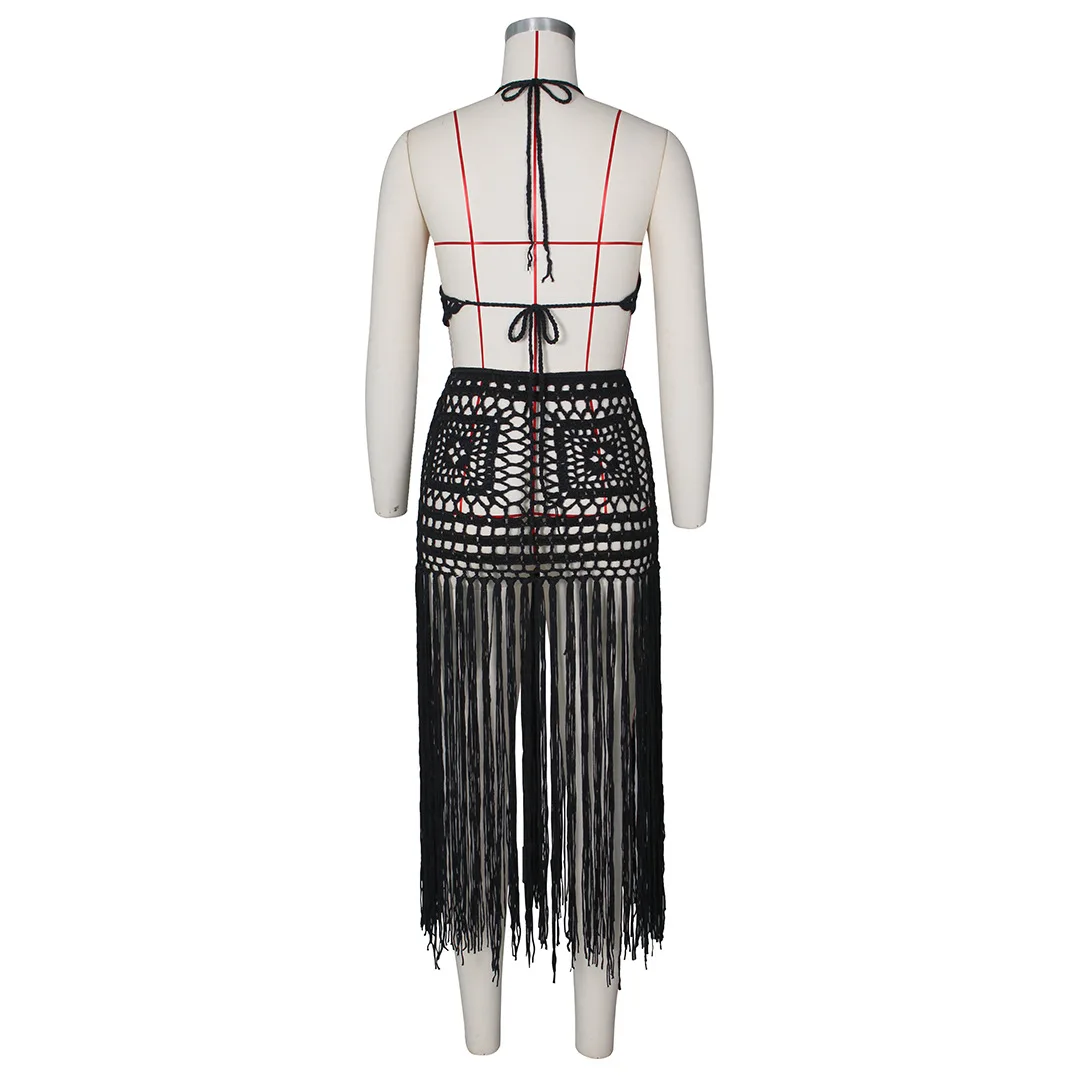 Hollow Perspective Skirt Suit 2-Piece Large Size Women's Suspender Top + Fringed Long Skirt Hand Crochet Beach Skirt Suit 2021 
Hollow Perspective Skirt Suit 2-Piece Large Size Women's Suspender Top + Fringed Long Skirt Hand Crochet Beach Skirt Suit 2021