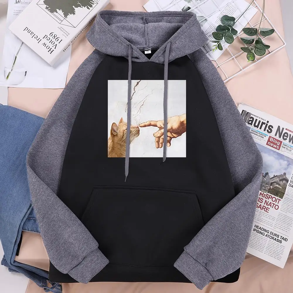 Lovely Cat And Hands Funny Printing Woman Hooded 2021 Spring Raglan Hoodie Harajuku Fleece Hoodies Comfort Simple Women Hoody 
Lovely Cat And Hands Funny Printing Woman Hooded 2021 Spring Raglan Hoodie Harajuku Fleece Hoodies Comfort Simple Women Hoody