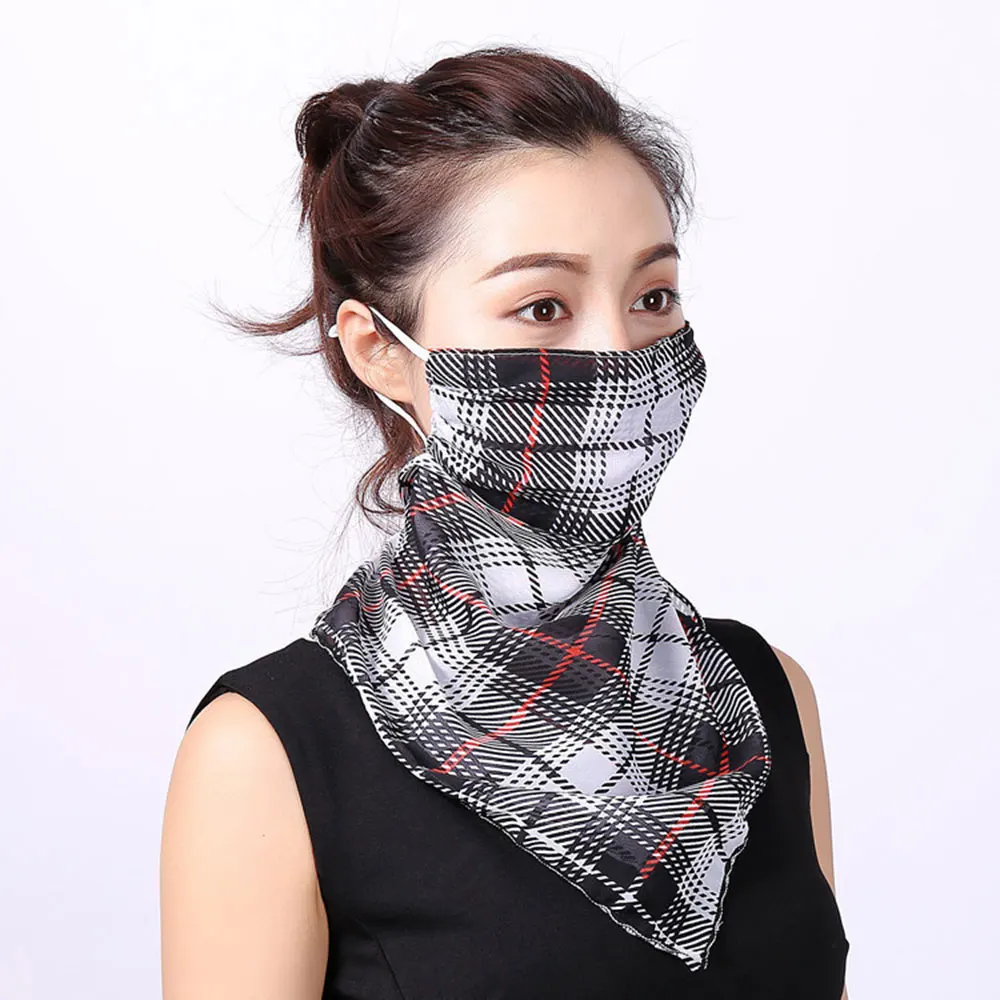 Breathable Bandana Neck Face Triangle Scarves Outdoor Sports Sunscreen Hiking Mountaineering Face Covering Scarf Cycling Bandana 
Breathable Bandana Neck Face Triangle Scarves Outdoor Sports Sunscreen Hiking Mountaineering Face Covering Scarf Cycling Bandana