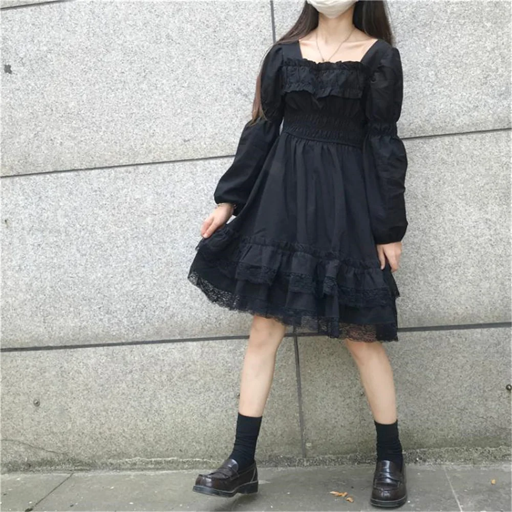 Japanese Harajuku Summer Women Black Mini Dress Square Collar High Waist Puff Sleeve Dress Gothic Lace Ruffles Cosplay Dresses
Japanese Harajuku Summer Women Black Mini Dress Square Collar High Waist Puff Sleeve Dress Gothic Lace Ruffles Cosplay Dresses