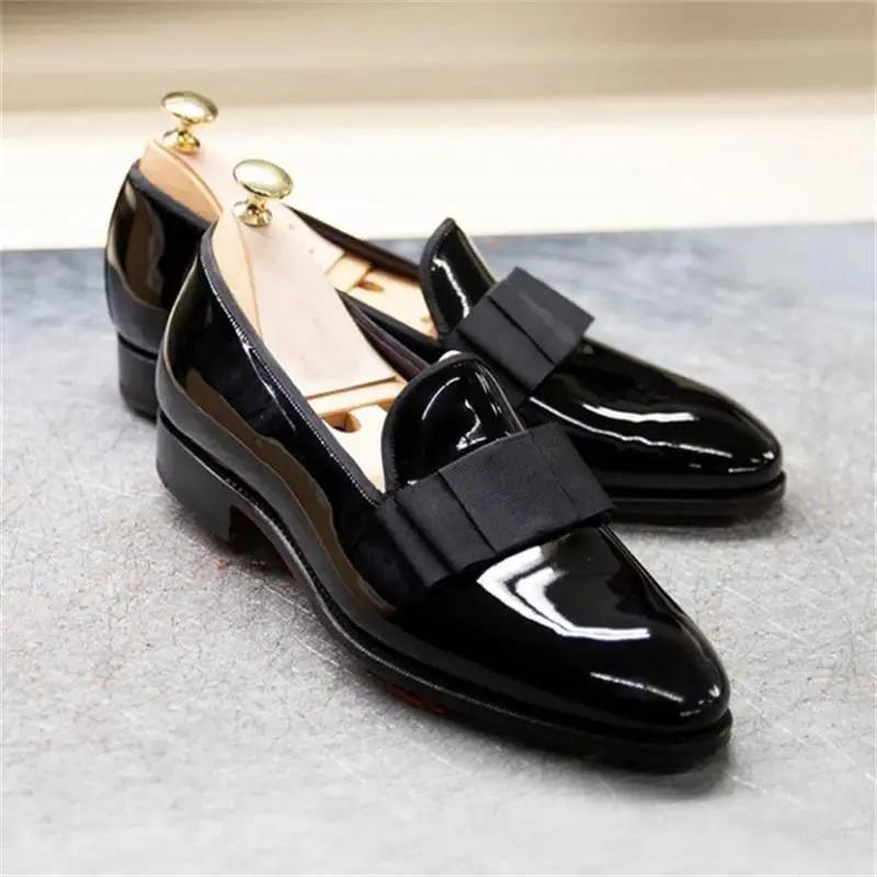 New men shoes handmade black PU lacquer leather cloth bowknot slip-on one-step fashion all-match business dress loafers KU261
New men shoes handmade black PU lacquer leather cloth bowknot slip-on one-step fashion all-match business dress loafers KU261