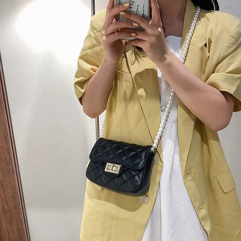 Lingge Embroidery Thread Bag Female 2021 New Trendy Fashion Lady Pearl Chain Messenger Bag Mini Single Shoulder Small Square Bag
Lingge Embroidery Thread Bag Female 2021 New Trendy Fashion Lady Pearl Chain Messenger Bag Mini Single Shoulder Small Square Bag