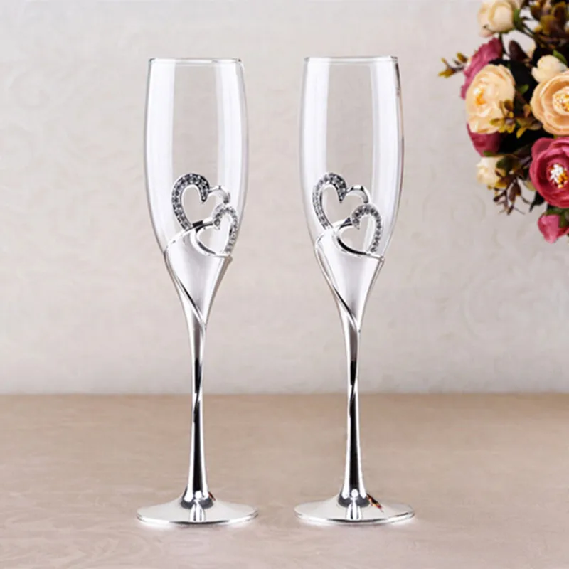 1 Pair Wedding Champagne Red Wine Glasses With Crystal 2 Rings/ Champagne Glass Decorations Flute Goblet Beverage Container
1 Pair Wedding Champagne Red Wine Glasses With Crystal 2 Rings/ Champagne Glass Decorations Flute Goblet Beverage Container