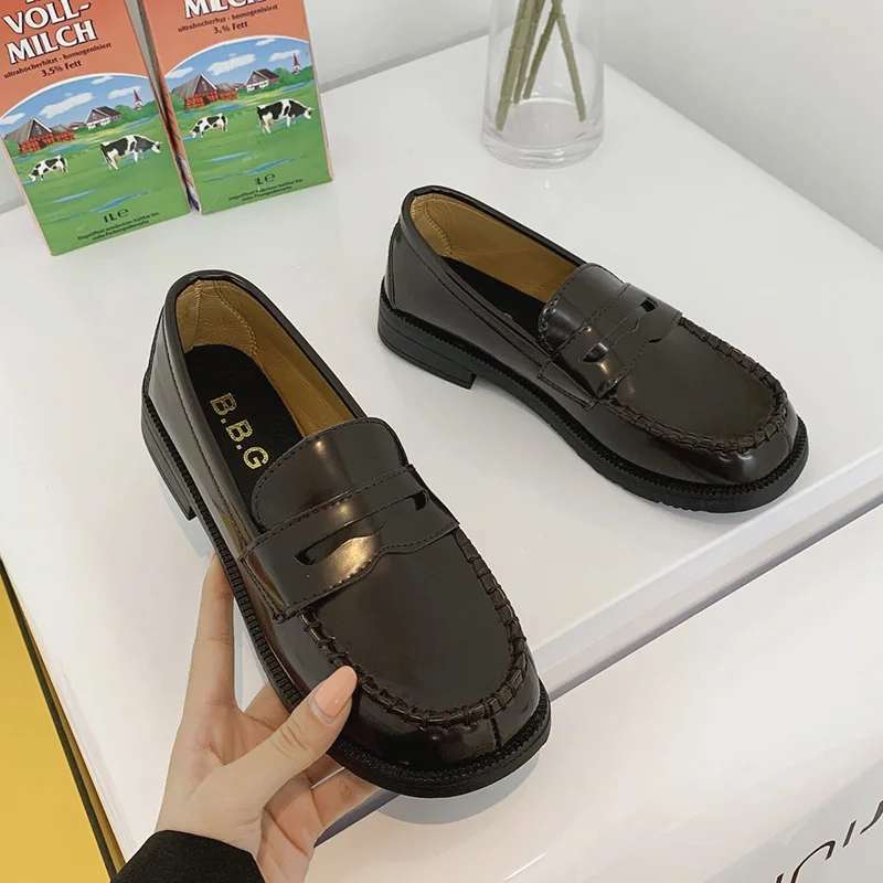 Soft Casual Woman Shoe Round Toe British Style Loafers With Fur Oxfords Shallow Mouth Modis New Preppy Slip-on Leather Summer
Soft Casual Woman Shoe Round Toe British Style Loafers With Fur Oxfords Shallow Mouth Modis New Preppy Slip-on Leather Summer