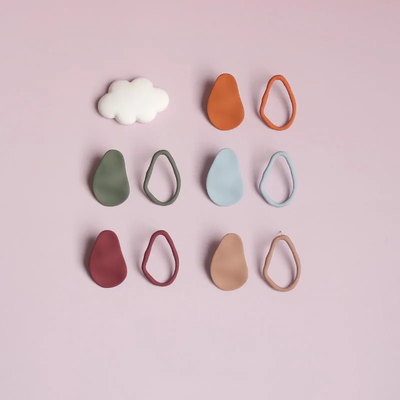 Women Korean Ear Jewelry Paint Retro Asymmetric Earrings New Fashion Medium Statement Irregular Stud Earrings
Women Korean Ear Jewelry Paint Retro Asymmetric Earrings New Fashion Medium Statement Irregular Stud Earrings