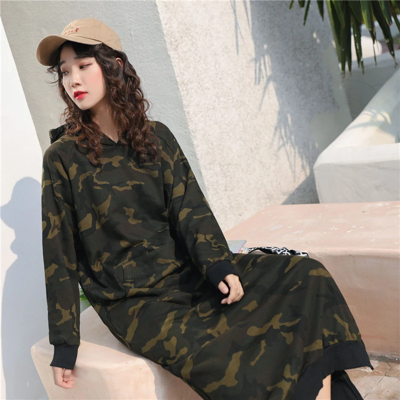 Новое камуфляжное женское трикотажное платье с капюшоном платья миди на осень и