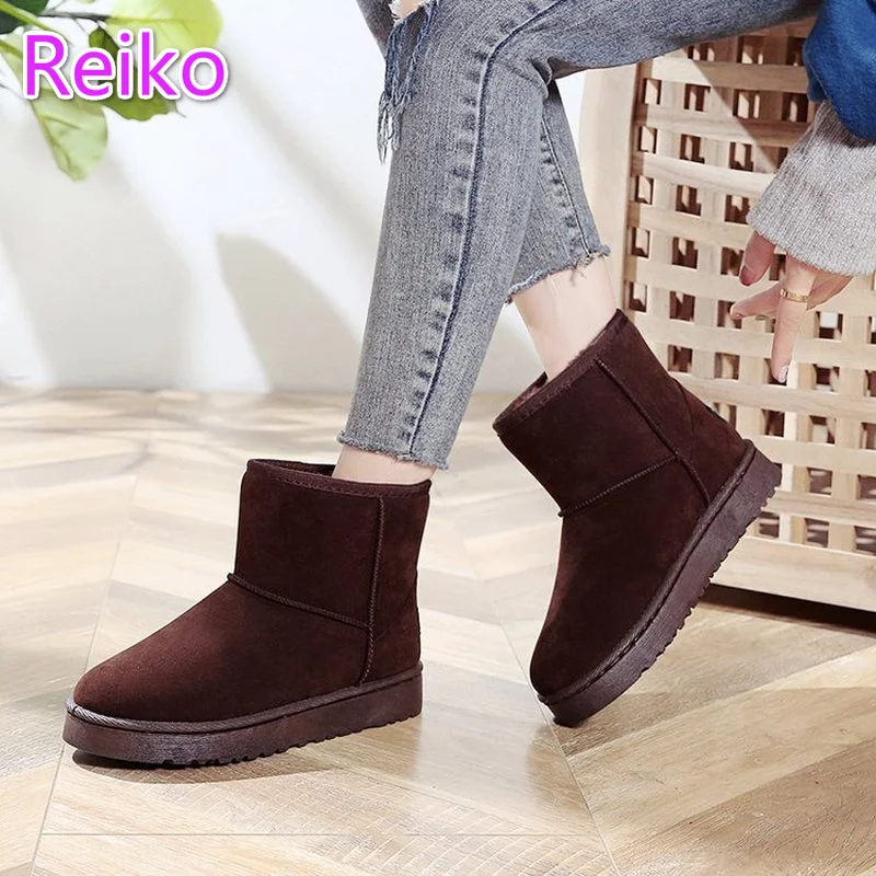 Large size snow boots women 2021 winter new cotton boots non-slip flat bottom and velvet warm couple snow boots platform boots
Large size snow boots women 2021 winter new cotton boots non-slip flat bottom and velvet warm couple snow boots platform boots
