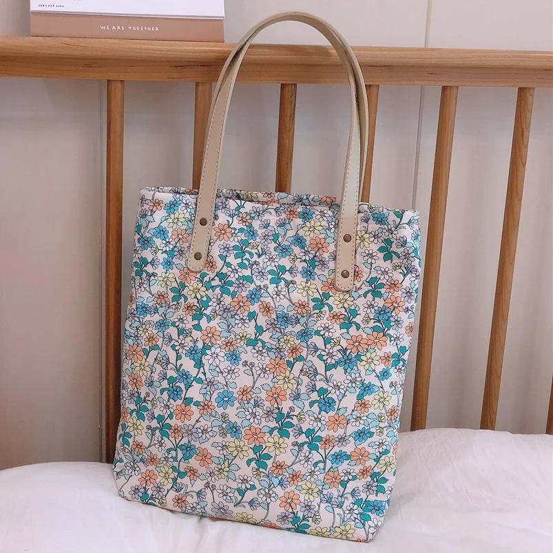 Большая женская сумка через плечо с цветочным рисунком, женская сумка для покупок, тканевая Магнитная женская сумка для книг для девочек
Большая женская сумка через плечо с цветочным рисунком, женская сумка для покупок, тканевая Магнитная женская сумка для книг для девочек