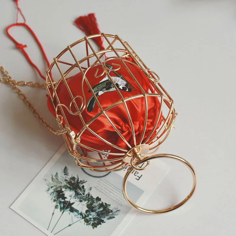 Женская стильная металлическая сумка птичья клетка, мини-сумка через плечо с вышивкой птичьей птицы, хит продаж-WT
Женская стильная металлическая сумка птичья клетка, мини-сумка через плечо с вышивкой птичьей птицы, хит продаж-WT