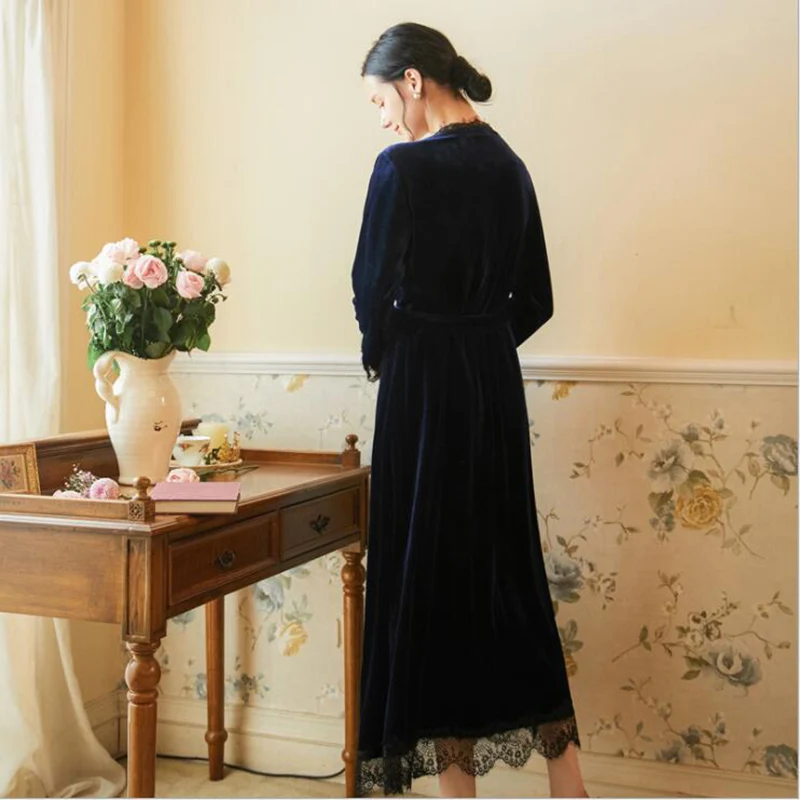 Princess Vintage Winter Velvet Night-Robe Sexy Spaghetti Strap Sleepdres Women Long Style Two-Pieces Home Clothes Sleepwear New
Princess Vintage Winter Velvet Night-Robe Sexy Spaghetti Strap Sleepdres Women Long Style Two-Pieces Home Clothes Sleepwear New